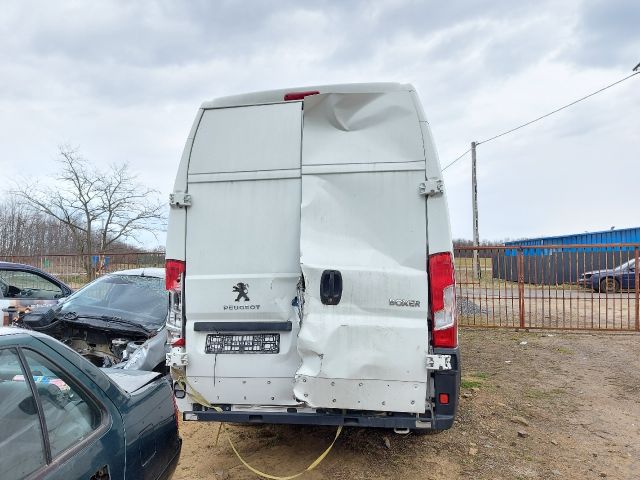 bontott PEUGEOT BOXER Jobb Tolóajtó (Részeivel)