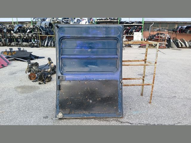 bontott PEUGEOT BOXER Jobb Tolóajtó (Részeivel)