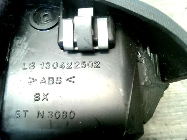 bontott PEUGEOT BOXER Középső Bal Szellőző