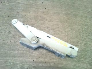 bontott PEUGEOT BOXER Motorháztető Jobb Zsanér