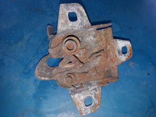 bontott PEUGEOT BOXER Motorháztető Zárszerkezet