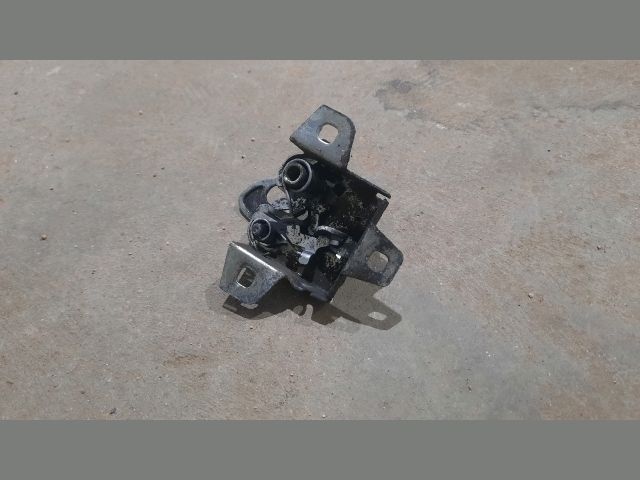 bontott PEUGEOT BOXER Motorháztető Zárszerkezet