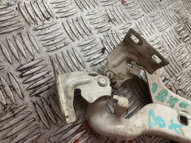 bontott PEUGEOT BOXER Motorháztető Zsanér Pár