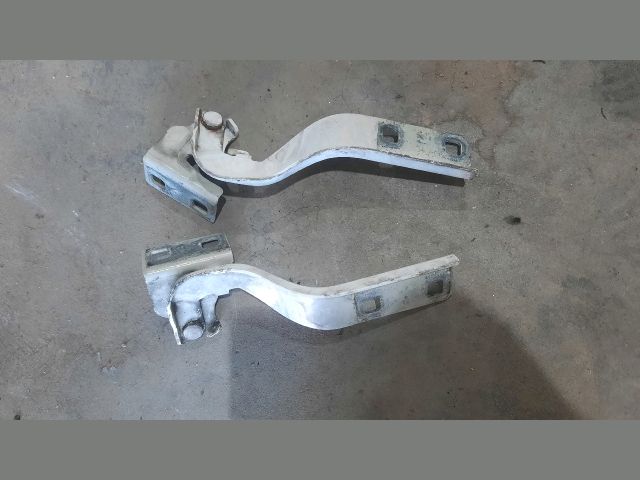 bontott PEUGEOT BOXER Motorháztető Zsanér Pár