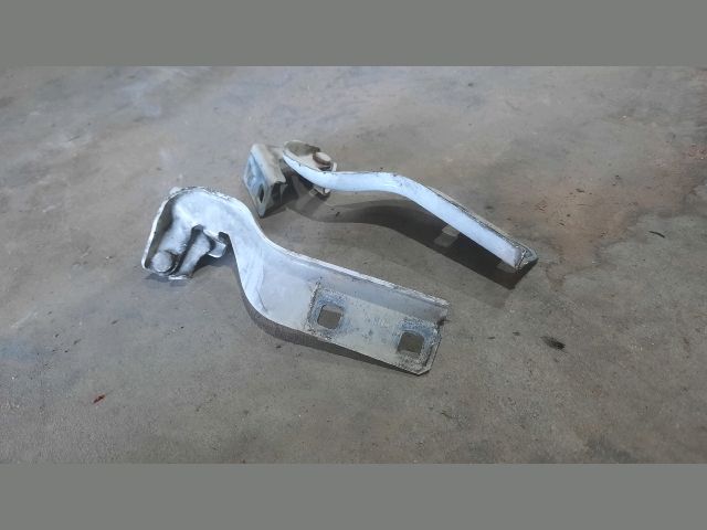 bontott PEUGEOT BOXER Motorháztető Zsanér Pár