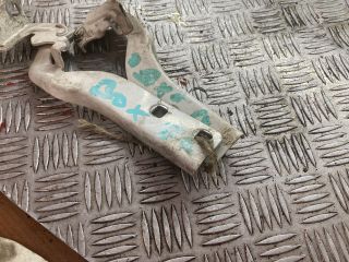 bontott PEUGEOT BOXER Motorháztető Zsanér Pár