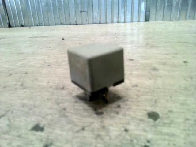 bontott PEUGEOT BOXER Relé