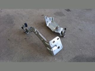 bontott PEUGEOT BOXER Tolóajtó Sín Görgő