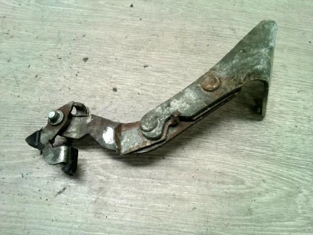 bontott PEUGEOT BOXER Tolóajtó Sín Görgő