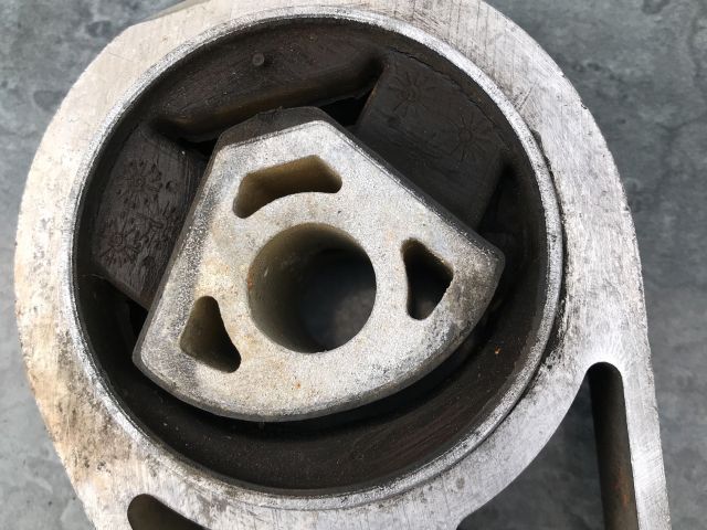 bontott PEUGEOT BOXER Váltó Tartó Bak (Pozíciófüggetlen)