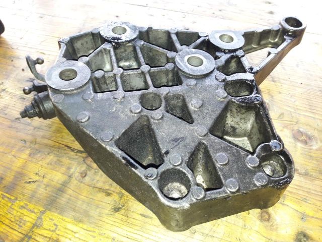 bontott PEUGEOT BOXER Váltó Tartó Bak (Pozíciófüggetlen)