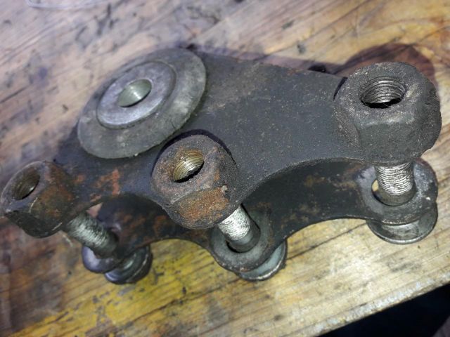 bontott PEUGEOT BOXER Váltó Tartó Bak (Pozíciófüggetlen)