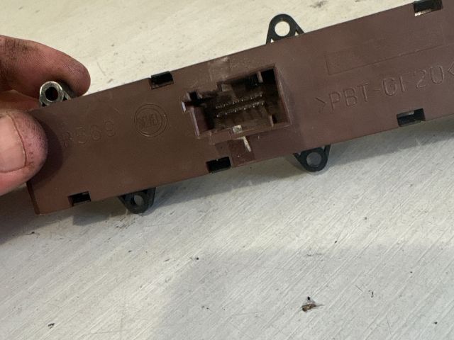 bontott PEUGEOT BOXER Vészvillogó Kapcsoló