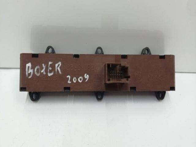 bontott PEUGEOT BOXER Vészvillogó Kapcsoló