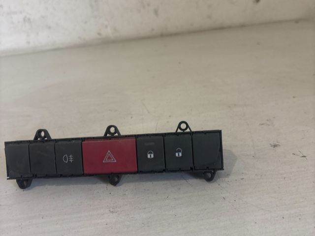 bontott PEUGEOT BOXER Vészvillogó Kapcsoló