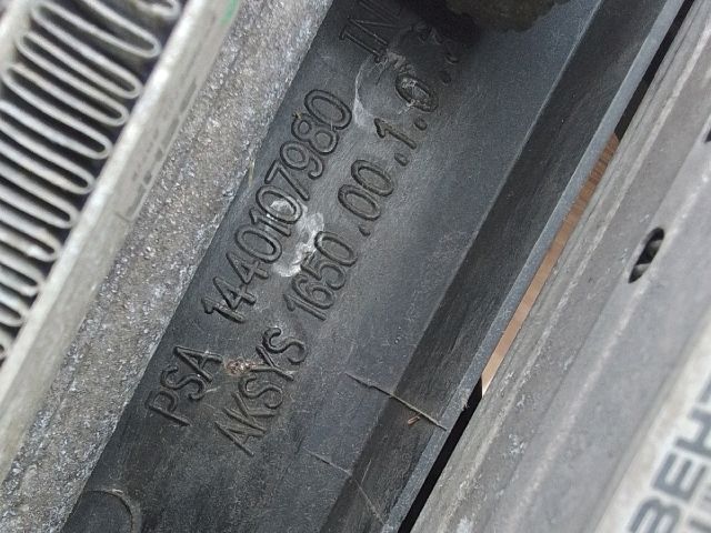 bontott PEUGEOT EXPERT Komplett Homlokfal (Részeivel)