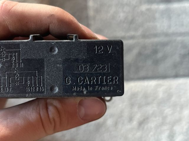 bontott PEUGEOT EXPERT Üzemanyag Szivattyú Relé