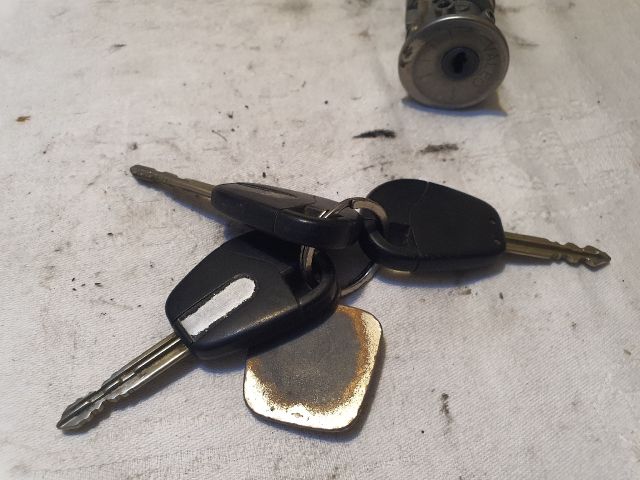 bontott PEUGEOT EXPERT Gyújtáskapcsoló Házzal