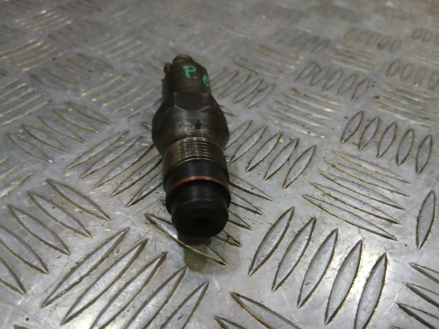 bontott PEUGEOT EXPERT Porlasztó (1 db)