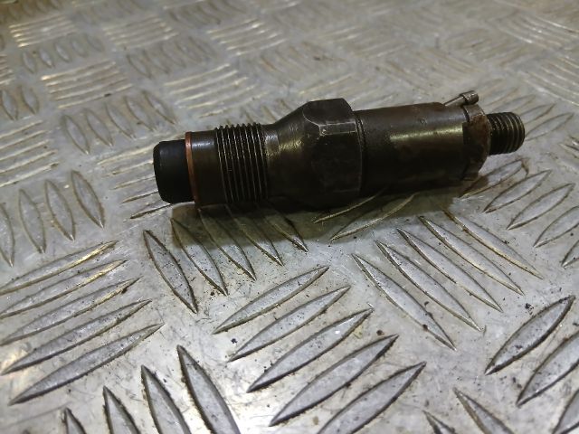 bontott PEUGEOT EXPERT Porlasztó (1 db)