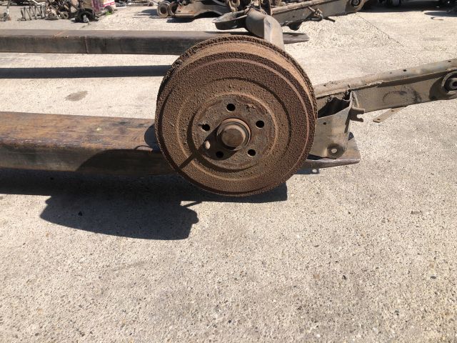 bontott PEUGEOT EXPERT Hátsó Híd (Dobfékes)