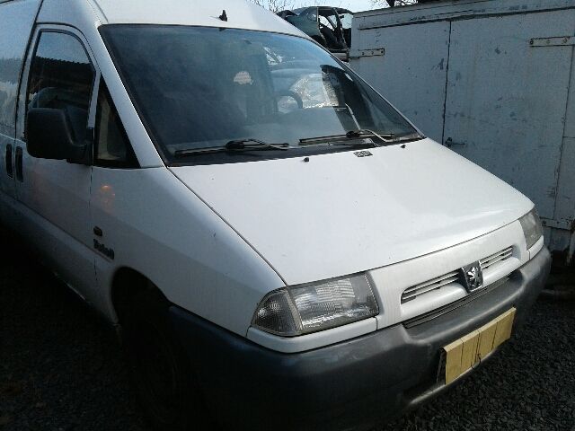 bontott PEUGEOT EXPERT Jobb hátsó Kerékagy