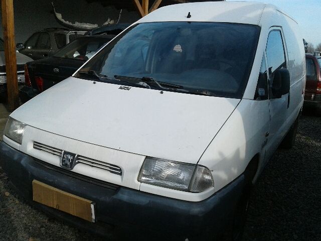 bontott PEUGEOT EXPERT Jobb hátsó Kerékagy