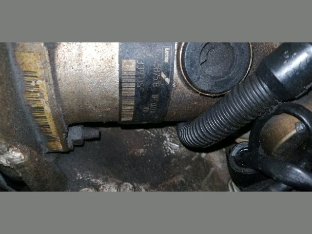 bontott PEUGEOT EXPERT Motor (Fűzött blokk hengerfejjel)