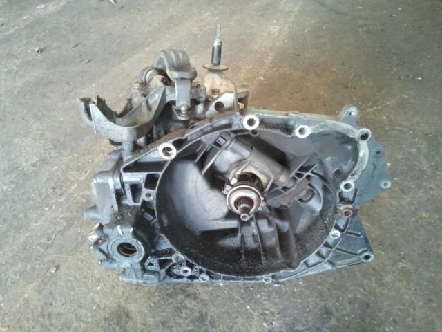 bontott PEUGEOT EXPERT Váltó (Mechanikus)