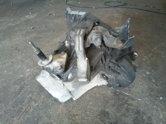 bontott PEUGEOT EXPERT Váltó (Mechanikus)