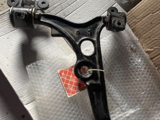 bontott PEUGEOT EXPERT Bal első Lengőkar