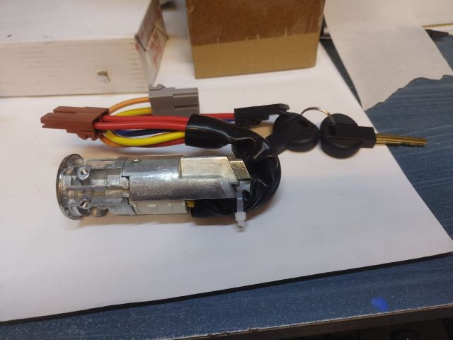 bontott PEUGEOT EXPERT Gyújtáskapcsoló Házzal