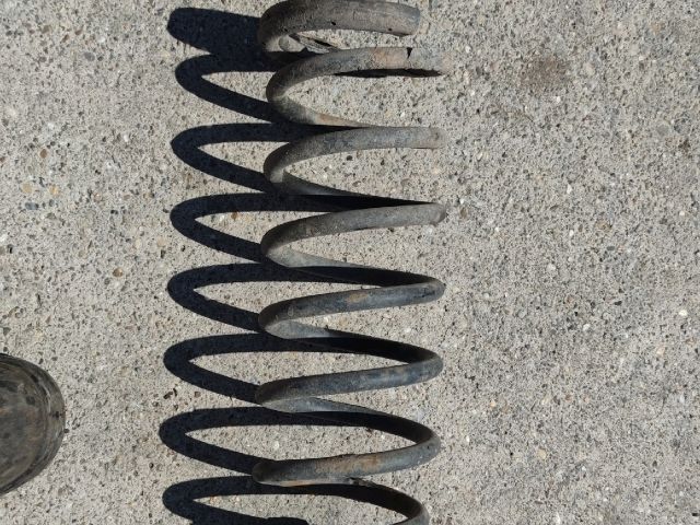 bontott PEUGEOT EXPERT Hátsó Rugó