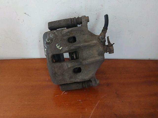 bontott PEUGEOT EXPERT Jobb első Féknyereg Munkahengerrel