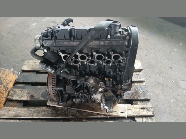 bontott PEUGEOT EXPERT Motor (Fűzött blokk hengerfejjel)