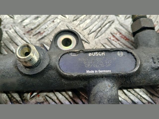 bontott PEUGEOT EXPERT Porlasztó Sor / Híd