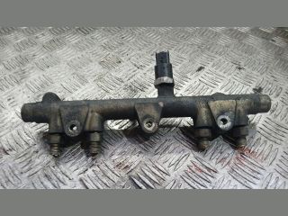 bontott PEUGEOT EXPERT Porlasztó Sor / Híd