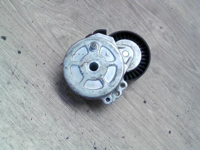 bontott PEUGEOT EXPERT Szíjfeszítő Görgő