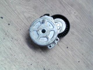 bontott PEUGEOT EXPERT Szíjfeszítő Görgő