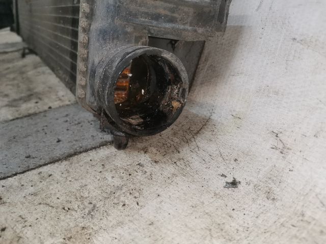 bontott PEUGEOT EXPERT Vízhűtő Radiátor (Klímás)