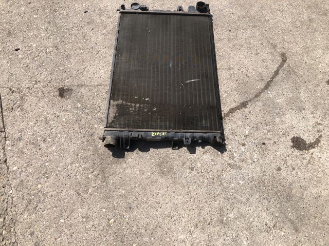 bontott PEUGEOT EXPERT Vízhűtő Radiátor (Klímás)