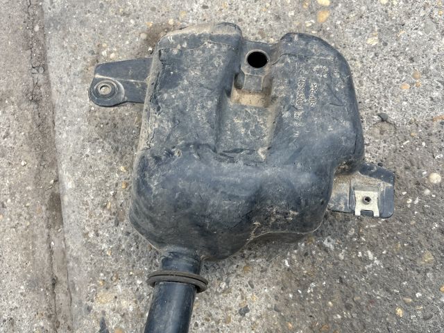 bontott PEUGEOT EXPERT Ablakmosó Tartály