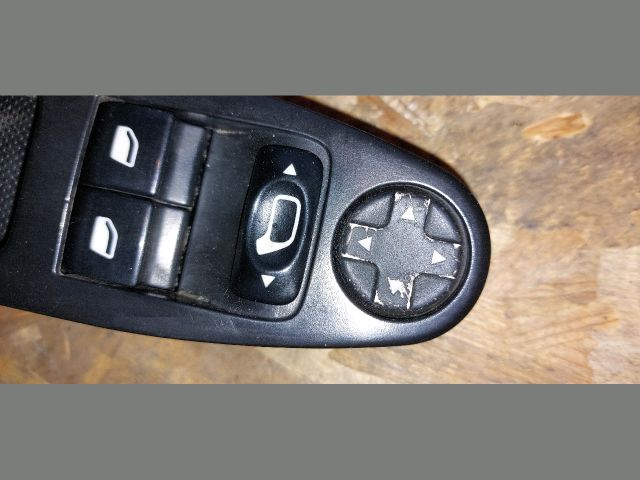 bontott PEUGEOT EXPERT Bal első Ablakemelő Kapcsoló