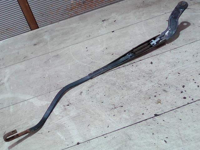 bontott PEUGEOT EXPERT Bal első Ablaktörlő Kar