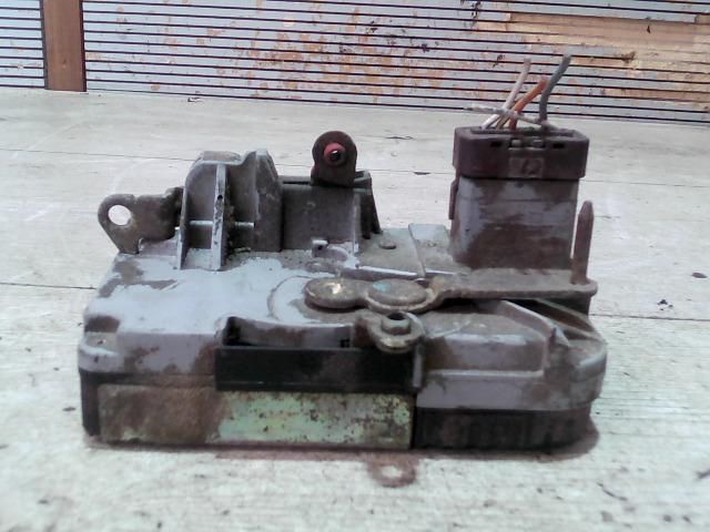 bontott PEUGEOT EXPERT Bal első Ajtózár