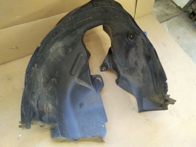 bontott PEUGEOT EXPERT Bal első Dobbetét (Kerékjárati, Műanyag)