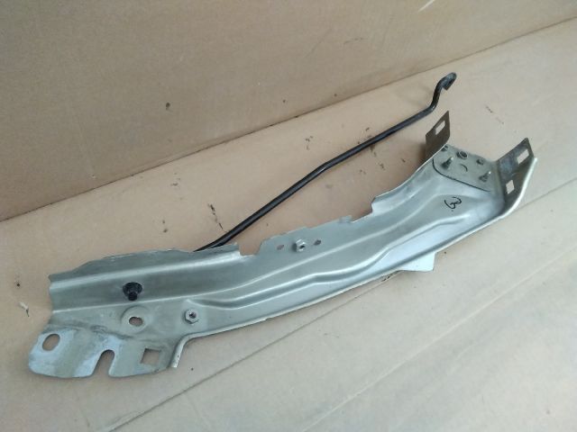 bontott PEUGEOT EXPERT Bal Fényszóró Tartó