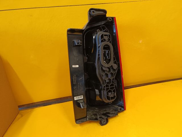 bontott PEUGEOT EXPERT Bal Hátsó Lámpa