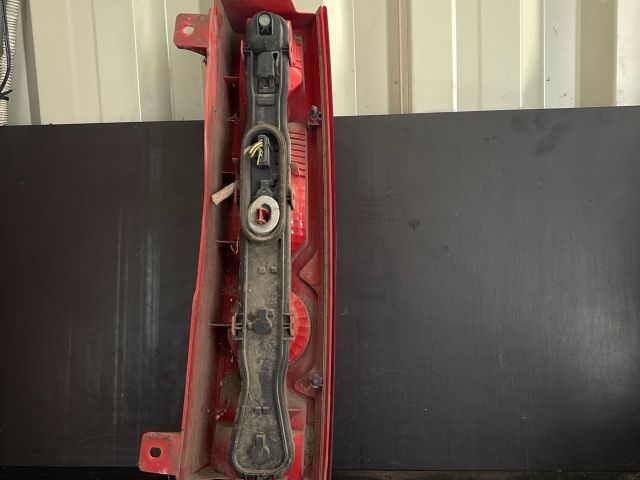 bontott PEUGEOT EXPERT Bal Hátsó Lámpa