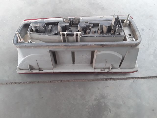 bontott PEUGEOT EXPERT Bal Hátsó Lámpa